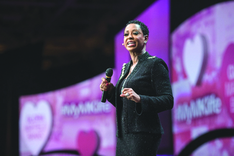 Mary-Kay-Independent-Elite-Executive-National-Sales-Director-Gloria-Mayfield-Banks What started as a small goal to make $200 extra dollars a month turned into a record-setting accomplishment and extraordinary success story for Mary Kay Independent Elite Executive National Sales Director Gloria Mayfield Banks. The Detroit, Mich. native is the first African American woman to hold the number one position within Mary Kay’s independent sales force in the United States based on year-to-date earnings. Photo: PRNewsFoto/Mary Kay Inc.