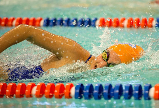 SUNY New Paltz women’s swimming team took home two Catskill Cup points as the Hawks defeated SUNY Oneonta, 141-118. Photo: Robin Weinstein