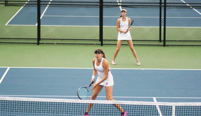 The Intercollegiate Tennis Association (ITA) has released its final Oracle/ITA Division III Women’s Rankings for 2018, and the Vassar College duo of Frances Cornwall and Tara Edwards came in as the No. 8 doubles team in the Northeast Region.