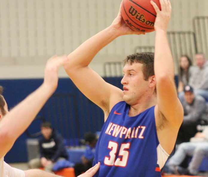 SUNY New Paltz men’s basketball team fell on the road against SUNY Geneseo Saturday, 62-58.