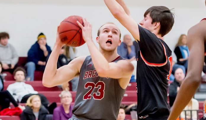 Lance Tebay finished with 13 points and six boards as the Vassar College men’s basketball team dropped a 66-54 decision to RPI.