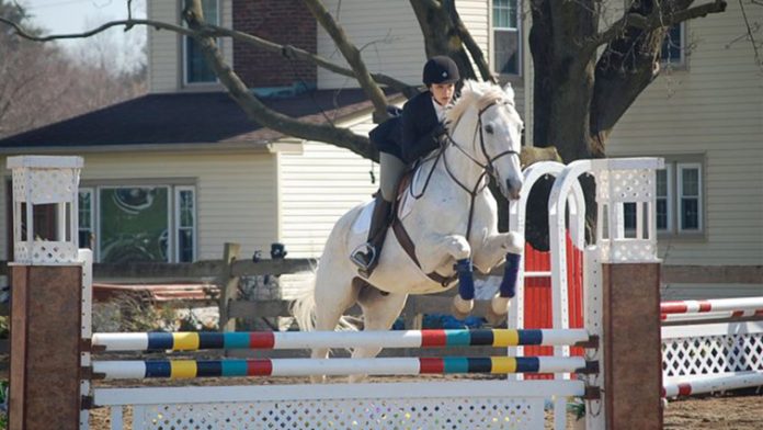 The State University of New York at New Paltz went on the road to Delaware State University for its first National Collegiate Equestrian Association (NCEA) show of the season Saturday.
