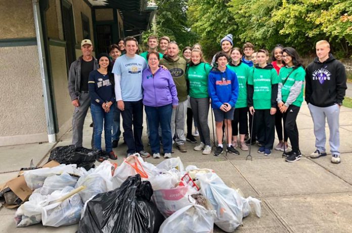 Senator James Skoufis (D-Hudson Valley) and the Chester GreenTeenMovement hosted a joint community clean-up in Chester.