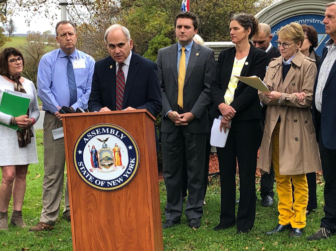 Assemblymember Jonathan Jacobson (D-104), Senator James Skoufis (D-Hudson Valley), Senator Jen Metzger (D-Hudson Valley), and Assemblymember Aileen Gunther (D-100) joined nursing home workers from 1199SEIU and the Civil Service Employees Association (CSEA) to protest Medicaid cuts.