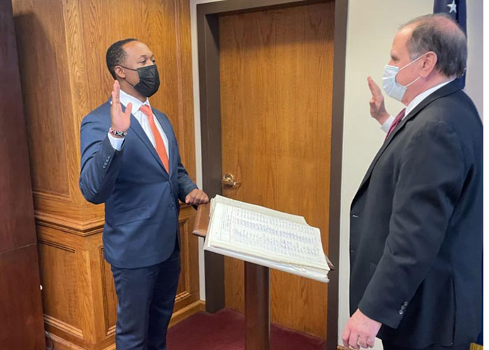 Tyrae Woodson-Samuels was sworn in on Friday, December 4 as legislator for Westchester County’s 13th district comprising most of Mount Vernon. The swearing in took place at the office of County Clerk Tim Idoni.
