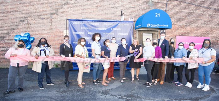 Elected officials, community based organizations and staff joined in as Planned Parenthood of Greater New York celebrated the reopening of its Kingston Health Center on September 24, 2021 that included a ribbon-cutting ceremony. HUDSON VALLEY PRESS/ Chuck Stewart, Jr.