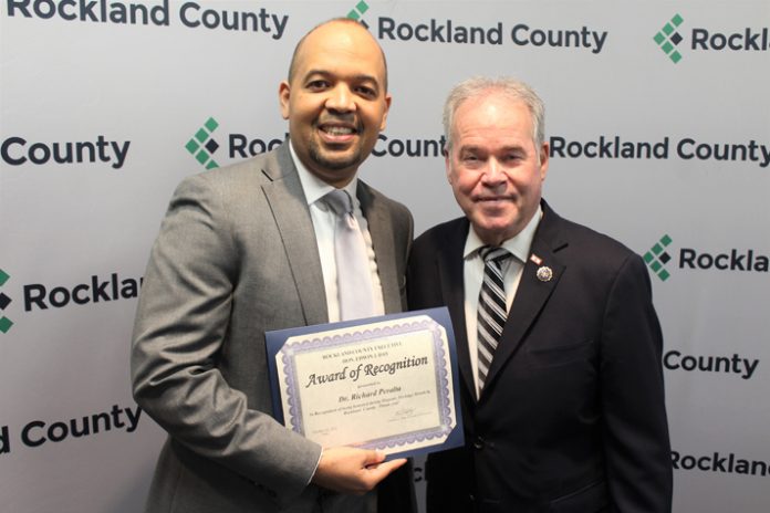 County Executive Ed Day and Deputy County Executive Guillermo Rosa marked Hispanic Heritage Month by honoring local Latino leaders who have made outstanding contributions to Rockland. Pictured above Dr Richard Hernandez Pera (left) and Ed Day (right).