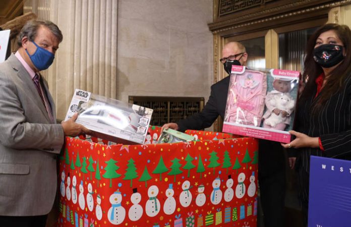 Westchester County Executive George Latimer announced that County is now accepting new, unwrapped toys and gifts for the 2021 holiday season.