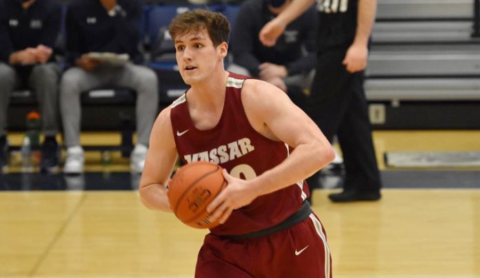 Vassar Junior Jack Rothenberg led the Brewers with 21 points and had six rebounds with two assists.