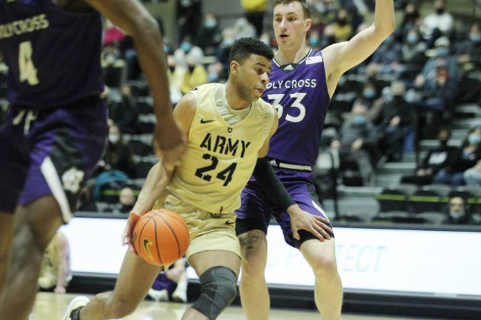 Army Sophomore Guard Jared Cross scored nine points as the Army Black Knights were unable to hold off a late push by the Holy Cross Crusaders in a 69-65 defeat on Saturday.