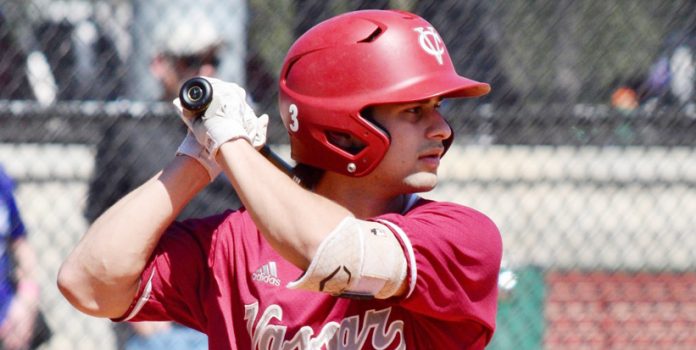 The Vassar baseball team recorded 20 hits and returned from a 0-7 deficit to earn a 14-13 victory against Susquehanna on Saturday afternoon. Vassar moves to 5-5 on the season, while Susquehanna drops to 3-11.