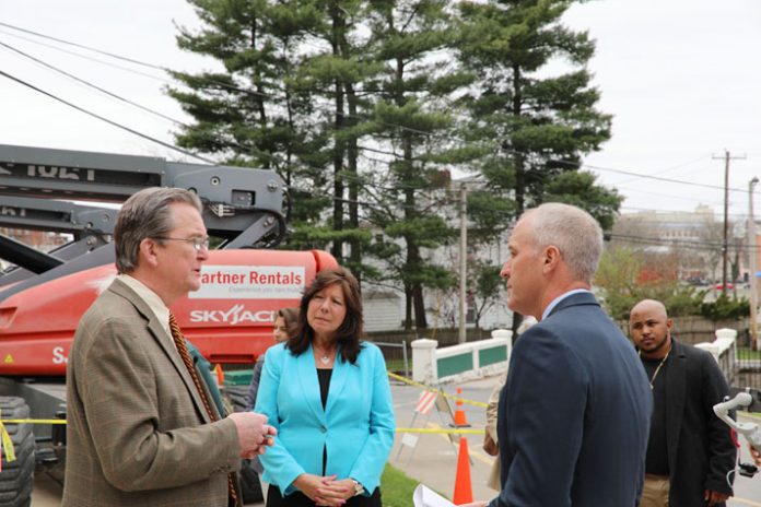Rep. Sean Patrick Maloney joined New York State Senator Sue Serino and other local leaders and advocates from the Poughkeepsie Family Partnership Center to celebrate $1.2 million in funding Maloney secured for critical repairs to the facility. Pictured above from left to right, Brian Doyle, Sue Serino, and Sean Maloney.