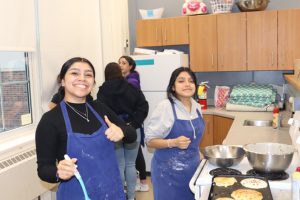 Saturday, May 7th, 2022 South Middle School held its annual Books and Breakfast event to celebrate reading and community over a delicious breakfast. Dozens of student and staff volunteers participated.