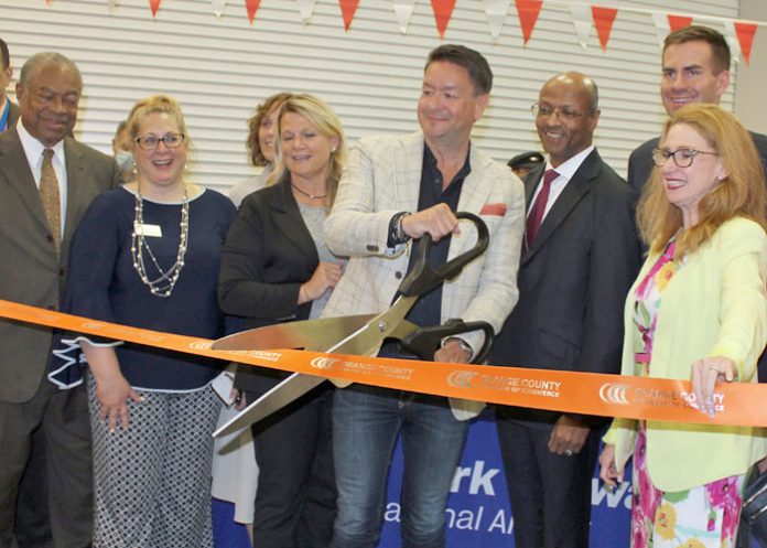 New European service from New York Stewart International Airport began Thursday night with Icelandic airline “Play” commencing flights. Airline President Birgir Jonsson was at Stewart for the ribbon-cutting and said the Hudson Valley is an ideal area for his new airline to serve.