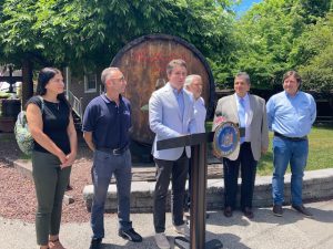 Senator James Skoufis offers words of praise for the Brotherhood Winery before presenting its President and Vice President with an official certificate inducting them into the NYS Historic Business Preservation Registry last Tuesday.