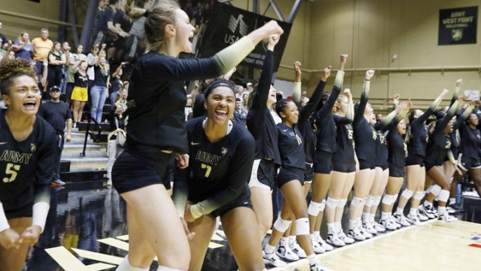 The Army Black Knights secured a straight-set win over rival Navy in the annual Army-Navy Star Series presented by USAA on Saturday night.