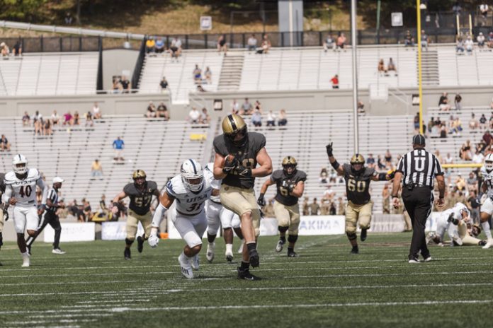 Army West Point football fell in overtime in its home opener, 41-38 against UTSA at Michie Stadium. Photo: Tyler Williams