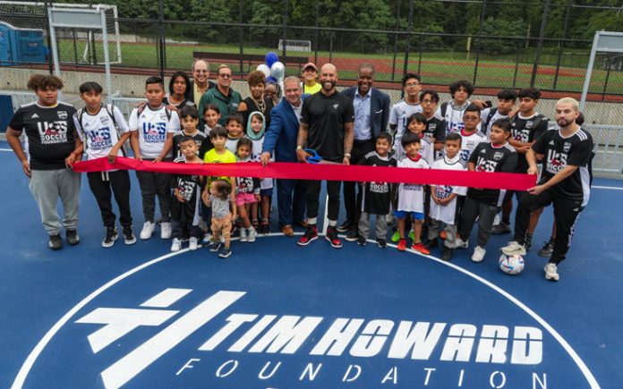 Former USMNT goalkeeper Tim Howard, the U.S. Soccer Foundation, and the City of Yonkers officially opened a new mini-pitch at Pelton Park.