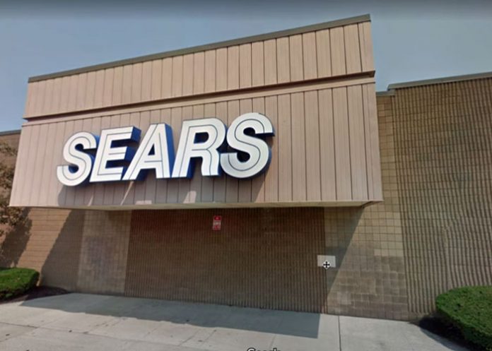 The Sears department store at the Newburgh Mall, one of the longstanding anchor stores at the Town of Newburgh shopping center, will be closing on October 16.