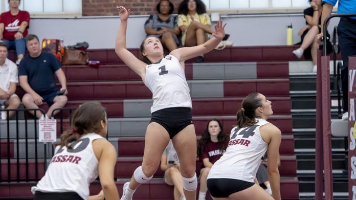 Sophomore Morgan Miller paced the Brewers with nine kills as Vassar improved to 2-11 and 2-3 in Liberty League play. Photo: Carlisle Stockton