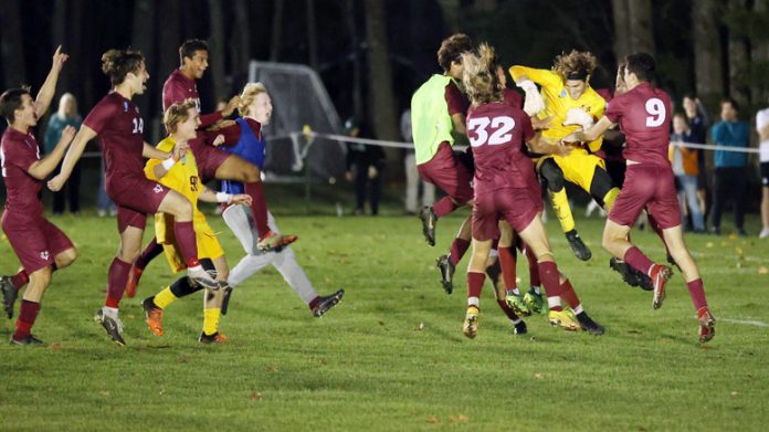 Vassar College was sent into the Second Round of the 2022 NCAA Division III Men’s Soccer Tournament on Saturday afternoon.