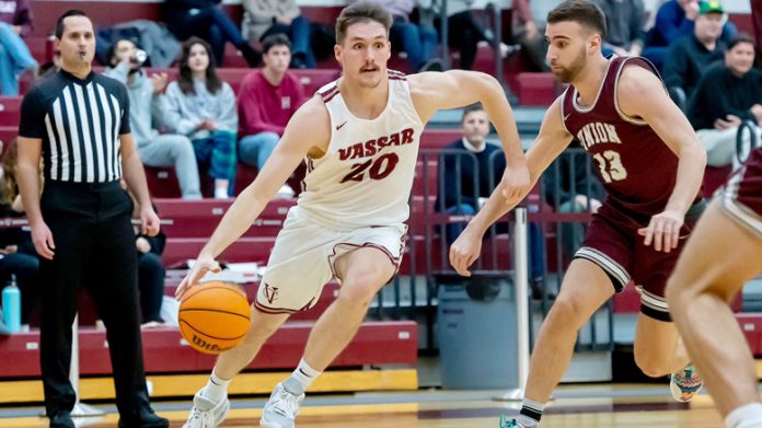 Powered by a near triple-double effort from senior guard Jack Rothenberg, the Vassar College men’s basketball team posted a 75-58 victory over Union College in Liberty League action. Photo: Carlisle Stockton
