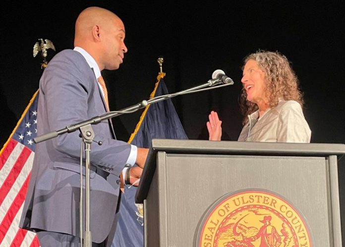 Lt. Governor Antonio Delgado administers the oath of office to Ulster County Executive Jen Metzger.