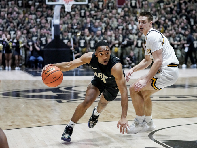 Jalen Rucker scored 15 points as Army fell to Navy 77-71 at Christl Arena Saturday. Photo: Drew Adams