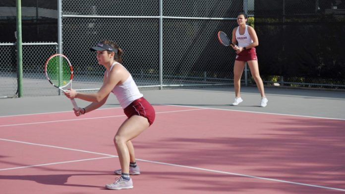 Vassar College Women’s Tennis team fell in the Liberty League Championship on Sunday morning as second-seeded Skidmore defeated the Brewers 5-2. Photo: Brian Mellblom