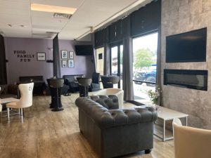 A look inside the recently opened Foodie Lounge LLC, located on 145 New Windsor Highway in New Windsor. The comfortable, “New York City vibe” style restaurant and lounge specializes in seafood and American cuisine with a “fast- casual” approach which seats 65 with a capacity for up to 110 people.