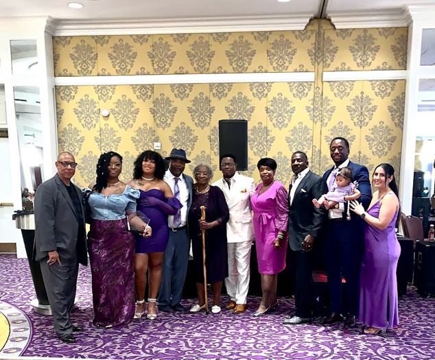 The first weekend in August was the birth of the Newburgh/Poughkeepsie Reunion in Charlotte, NC. The Newburgh/Poughkeepsie Reunion was started by a group of Gentlemen who relocated from Mid-Hudson Valley, NY to Southern states. Pictured above, Chistopher Mclaurin’s Family with the Founder’s.