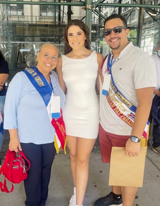 Victoria Veloz-Vicioso of Englewood, N.J., Mount Saint Mary College Business student (center), recently earned the National Dominican Day Parade (NatDDP) Scholarship. Left to right: Maria Khury, NatDDP Chair Emeritus and Veloz-Vicioso’s designated scholarship mentor; Veloz-Vicioso; and Alexander Nuñez Torres, NatDDP Board Member and Co-Chair of the Scholarship Committee.