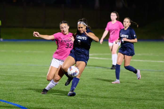 Raina Quinones assisted Kaitlin Hansen in the first half for an early goal. Photo: Lee Ferris