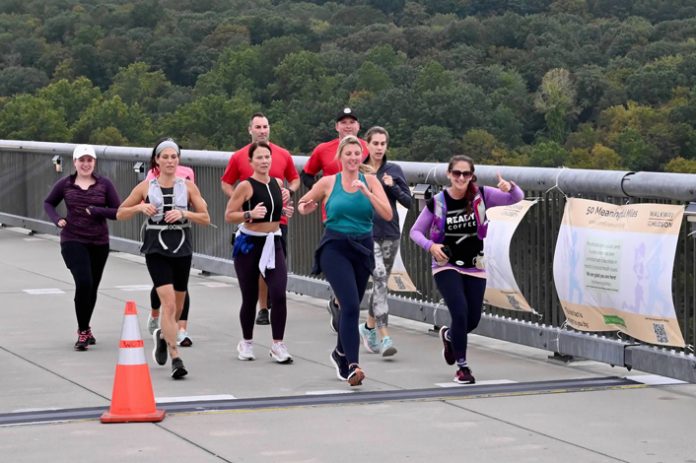 Family Services is thrilled to announce the successful completion of the “50 Meaningful Miles” run by its CEO, Leah Feldman, on September 30th, 2023.