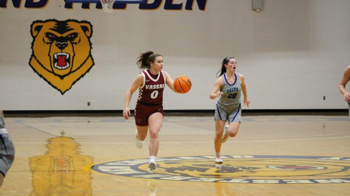 First Year Mo Regan netted a career-high 13 points as the Vassar College Women’s Basketball team earned a 72-65 win over Salve Regina in its first game of the Western New England Tip-off Tournament Friday night. Photo: Western New England Athletics