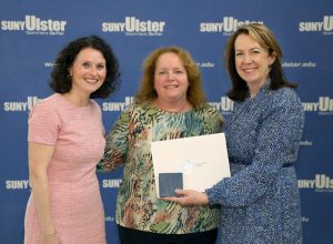 Elaine LaBoy, Administrative Aide/Typist, Enrollment & Success Center/Admissions received the Chancellor’s Award for Excellence in Classified Service. 