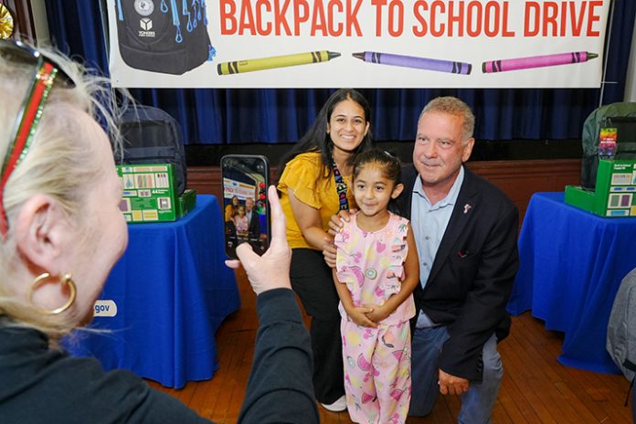 Yonkers Mayor Mike Spano helped to present 450 backpacks, filled with school supplies, to the students at Rosemarie Ann Siragusa School as part of the Mayor’s annual “Backpack to School Drive.”