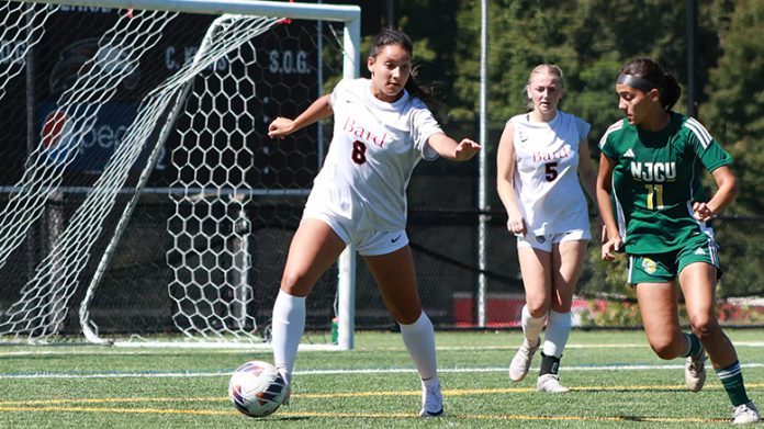 Bard College women’s soccer team traveled to the northern countries and fought hard against Clarkson on Saturday morning. Photo: Zachary Butler