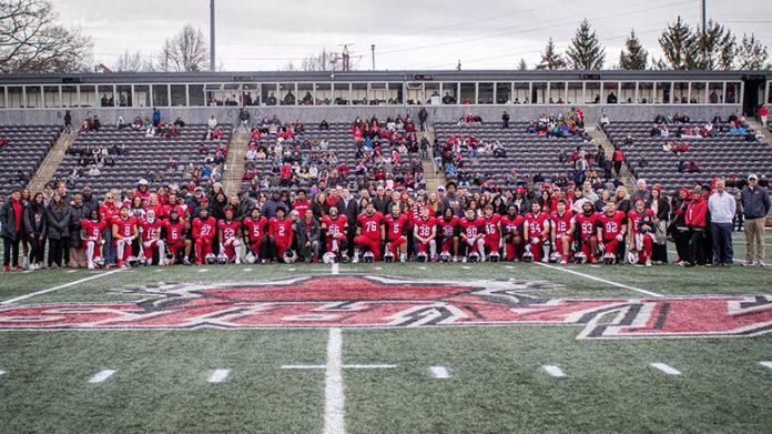 The Red Foxes score game’s final 27 points to prevail on senior day. Photo: Jaylen Rizzo