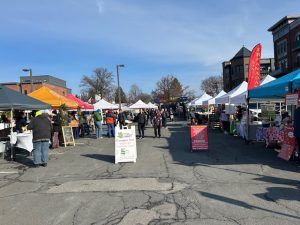 The all- weather, outdoor, year round, popular Beacon Farmers Market was in full swing Sunday, complete with sunny, blue skies and even some musical accompaniment.