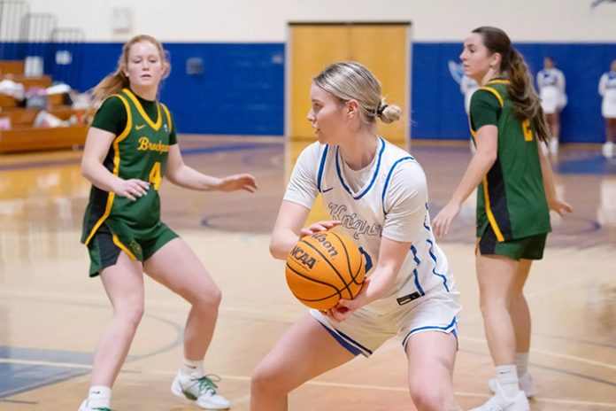 The Mount Saint Mary College women's basketball team earned its fourth straight win in a late thriller with Vassar College. Photo: Lee Ferris