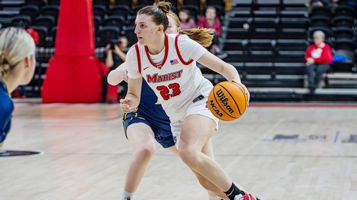 Lexie Tarul scored 16 of her game-high 22 points in the fourth quarter. Photo: Jaylen Rizzo