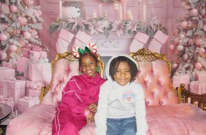 On Tuesday, December 16, M.A.R.C.’s Friends Inc held its 6th Annual Christmas Party & Holiday Photos event at the Silk Factory in the City of Newburgh.