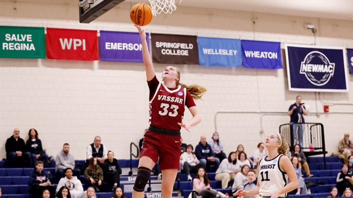 Erin Lovett chipped in seven points off the bench on the strength of a 5-for-6 effort from the free-throw line. Photo: Carlisle Stockton