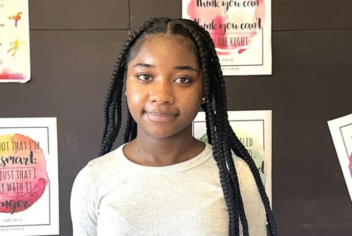 Mount Vernon High School senior Kamryn Holt.