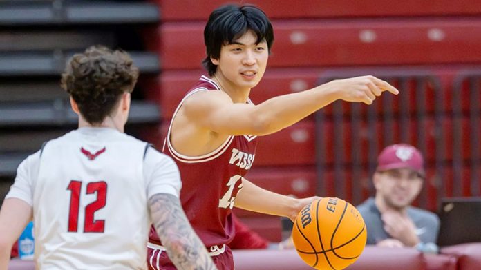 Eric Zhang led the way with a game-high 18 points off the bench on 7-for-9 shooting and a perfect 3-for-3 from three-point range. Photo: Carlisle Stockton
