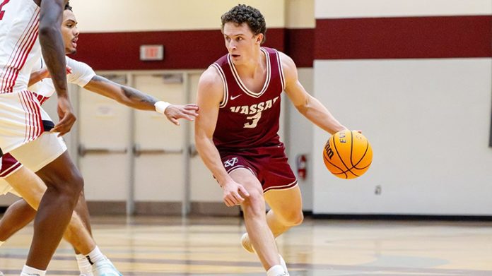 Shea Fitzgerald tallied a team-high 20 points to cross the 1,000 point threshold and added four steals, two assists and two rebounds. Photo: Carlisle Stockton