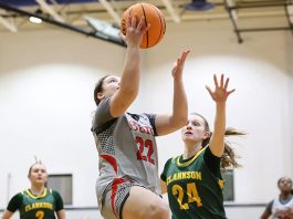 Erin Tobes led the team with 13 points. She added two steals and two assists. Photo: Zachary Butler