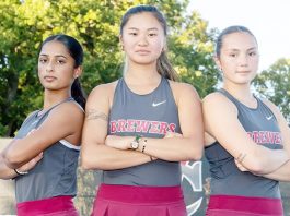 Prior to the New Paltz match, Vassar honored Ananya Krishnan, Iris Li and Erin McCusker on Senior Day. Photo: Carlisle Stockton