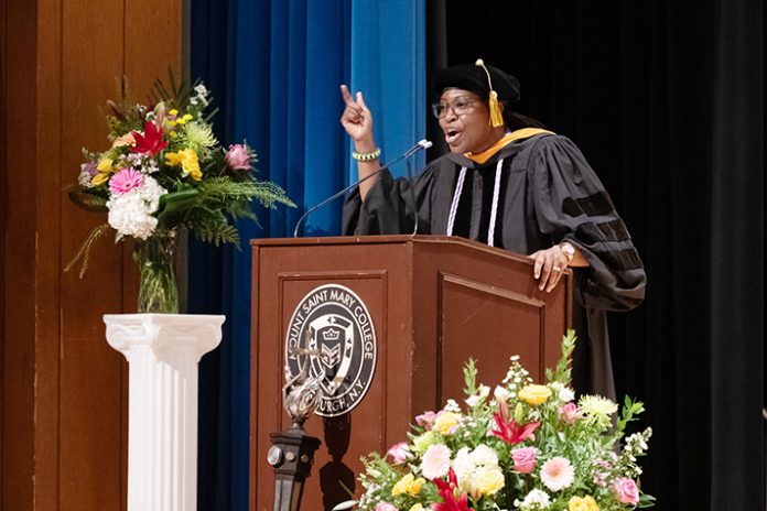 Master’s Degree Commencement speaker Maxine E. Lindsay-Shillingford ’98 MSN ’23, Chief Nurse Manager within the Department of Veterans Affairs, told Mount Saint Mary College graduates that they must challenge themselves to grow and thrive. Photo by Lee Ferris.